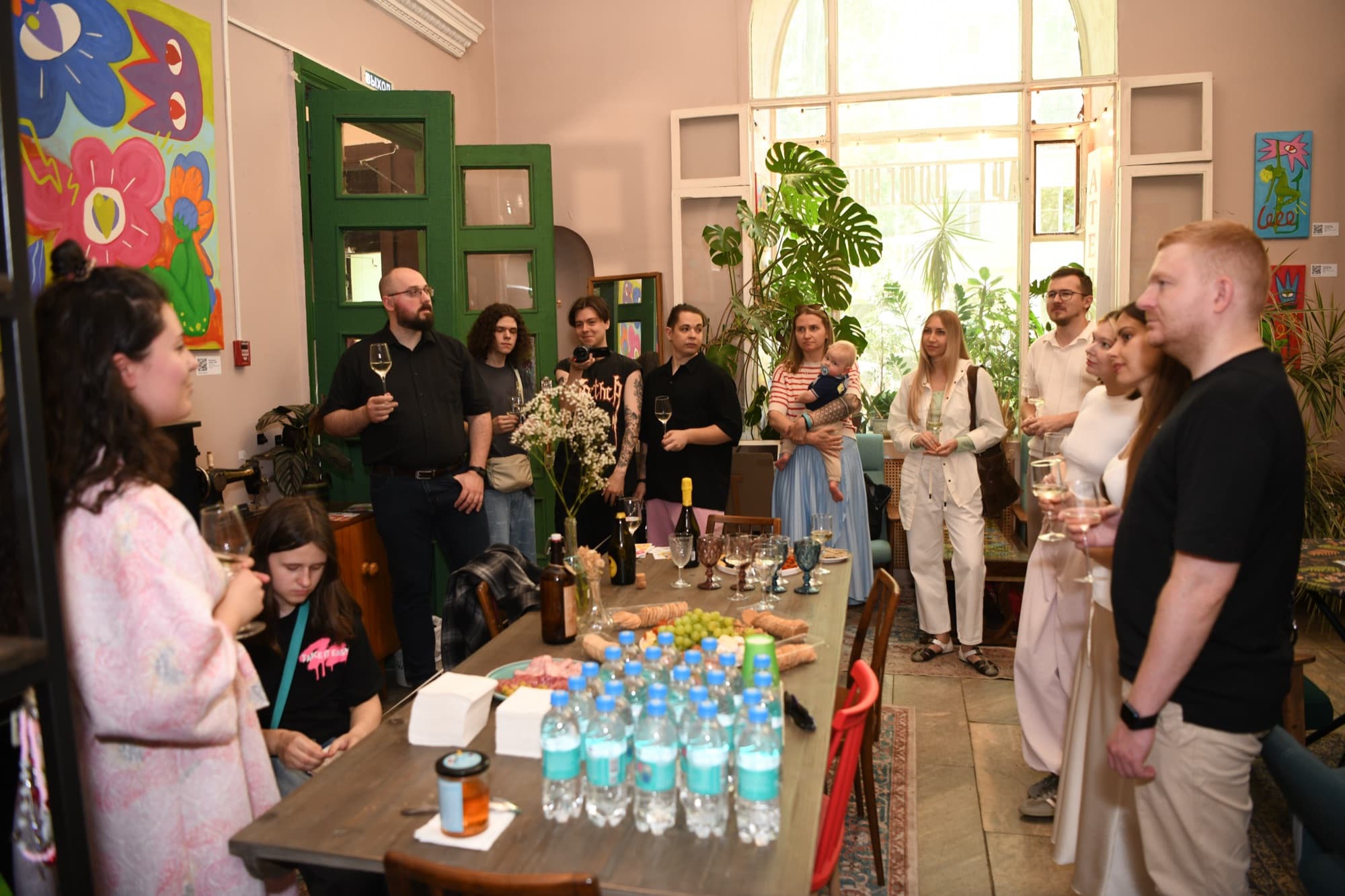 Photo from the opening of Leri Pai’s solo exhibition at Nostalgia art-café — 7