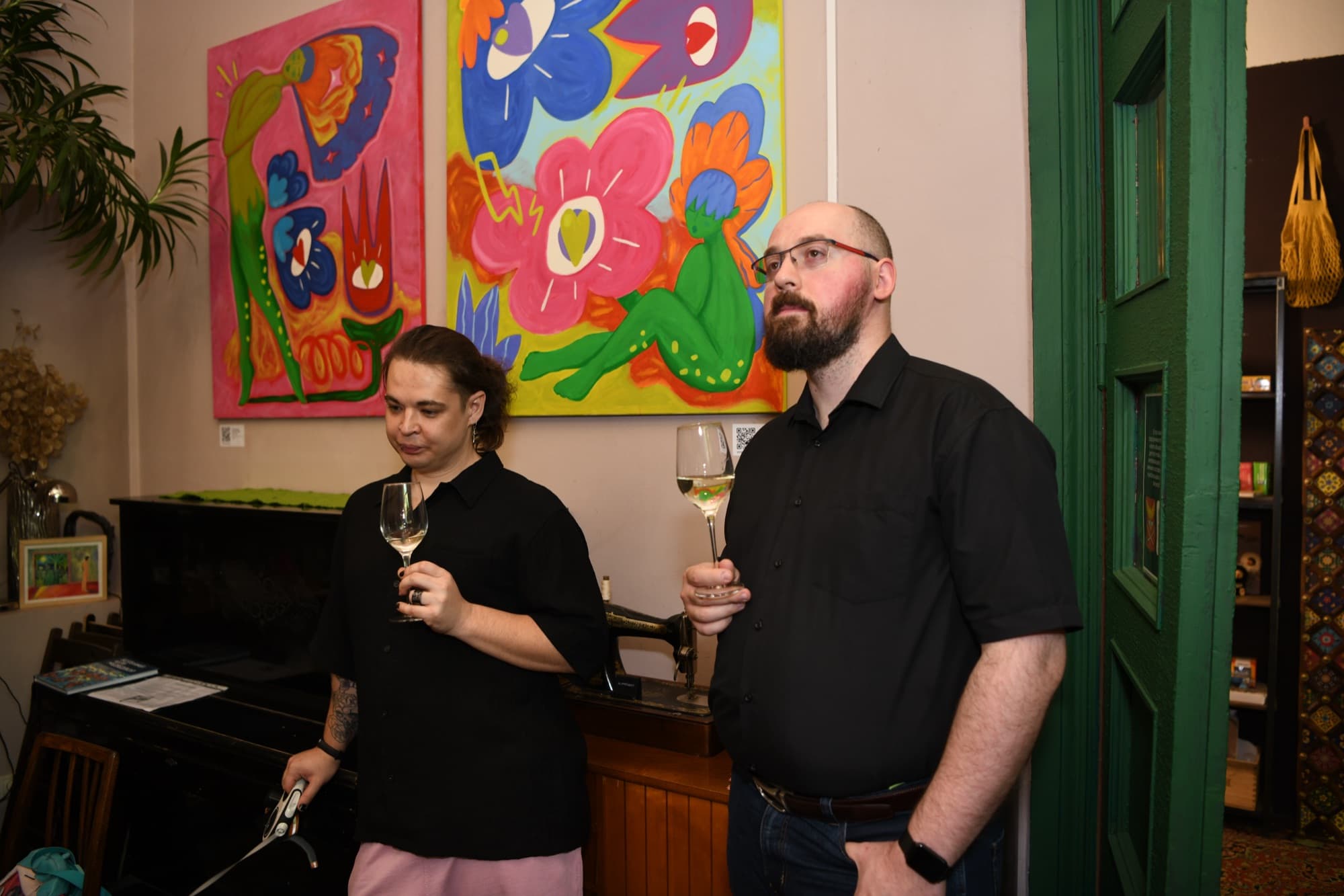 Photo from the opening of Leri Pai’s solo exhibition at Nostalgia art-café — 11