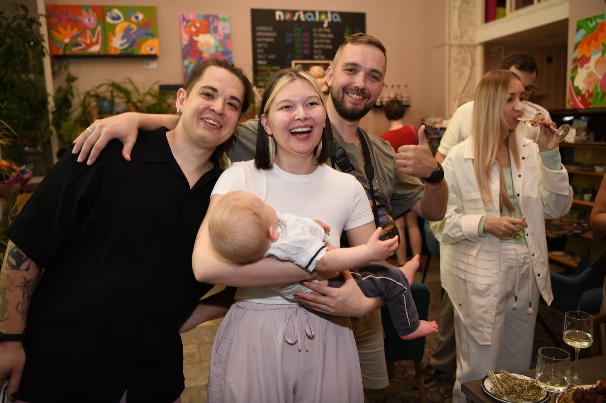 Photo from the opening of Leri Pai’s solo exhibition at Nostalgia art-café — 14